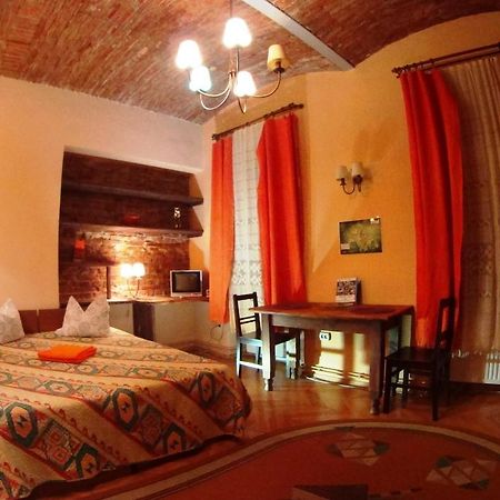 Brasov Apartment In Historic Center Bilik gambar